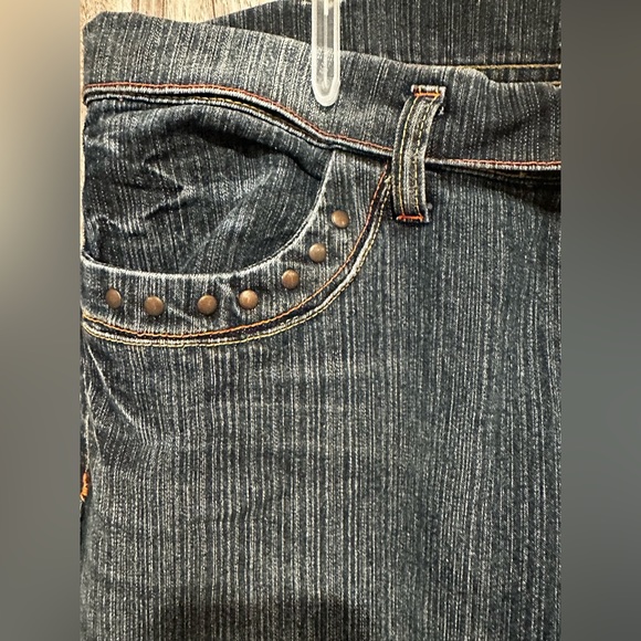 Dark Wash Bootcut Mid-rise Jeans - Picture 4 of 8